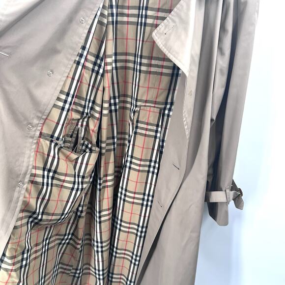 Vintage Burberrys of London Tan Trench Coat with Nova Check Lining Mens 44 - Picture 3 of 16